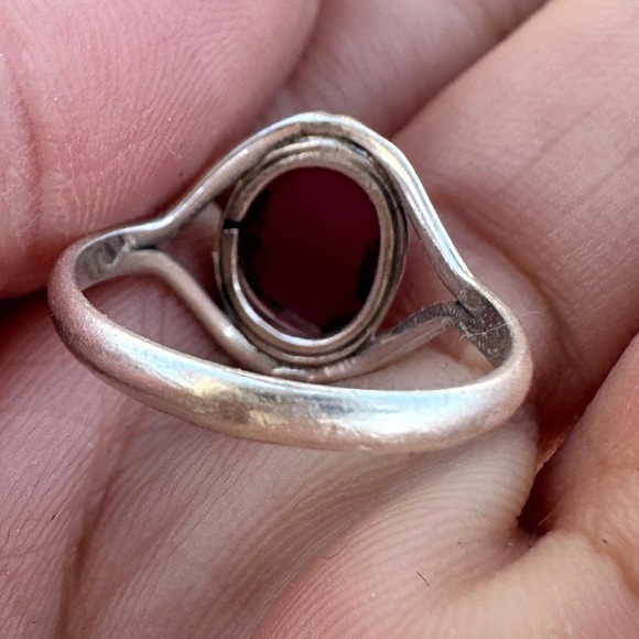 925 Sterling Silver and Ruby Gemstone Ring 4.5 July Birthstone - Picture 6 of 6